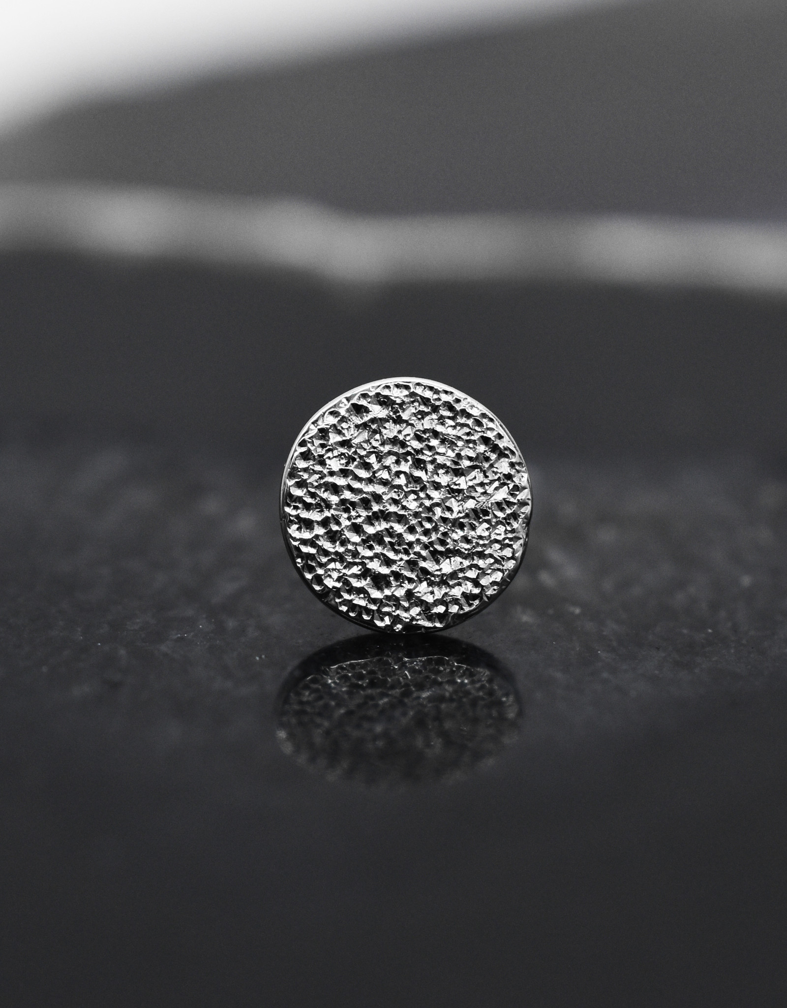 Quetzalli 3mm Diamond Shine Disc WG