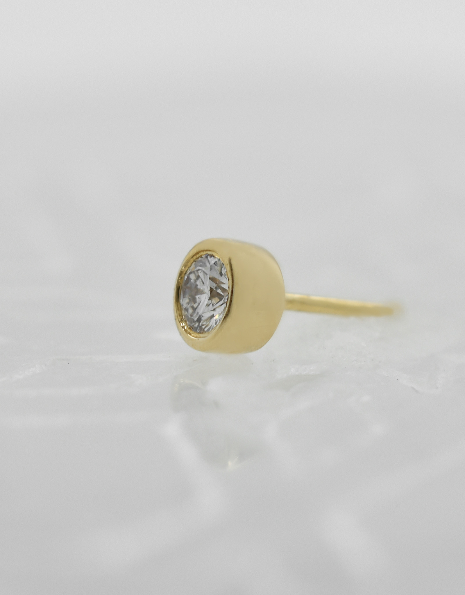 Modern Mood Modern Mood 2mm Solitaire Reitz  White Diamond YG