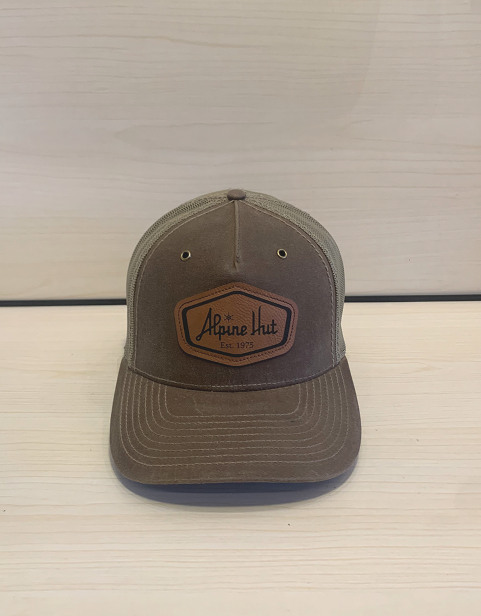 RICHARDSON ALPINE HUT Richardson Hawthorne Waxed Canvas Trucker Hat