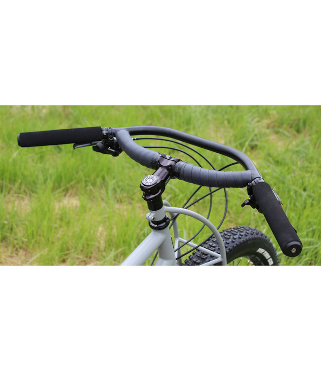 JONES Handlebar H-Bar Loop Straight Gauge (SG) 710mm