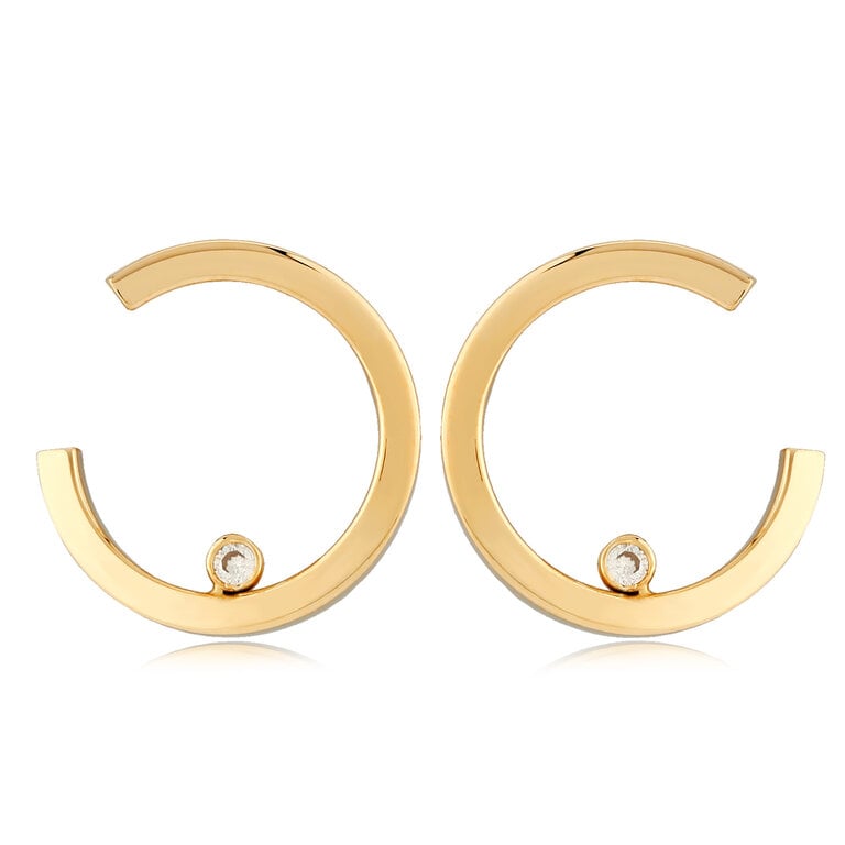 Yellow Gold Square Tube Earrings with Diamond