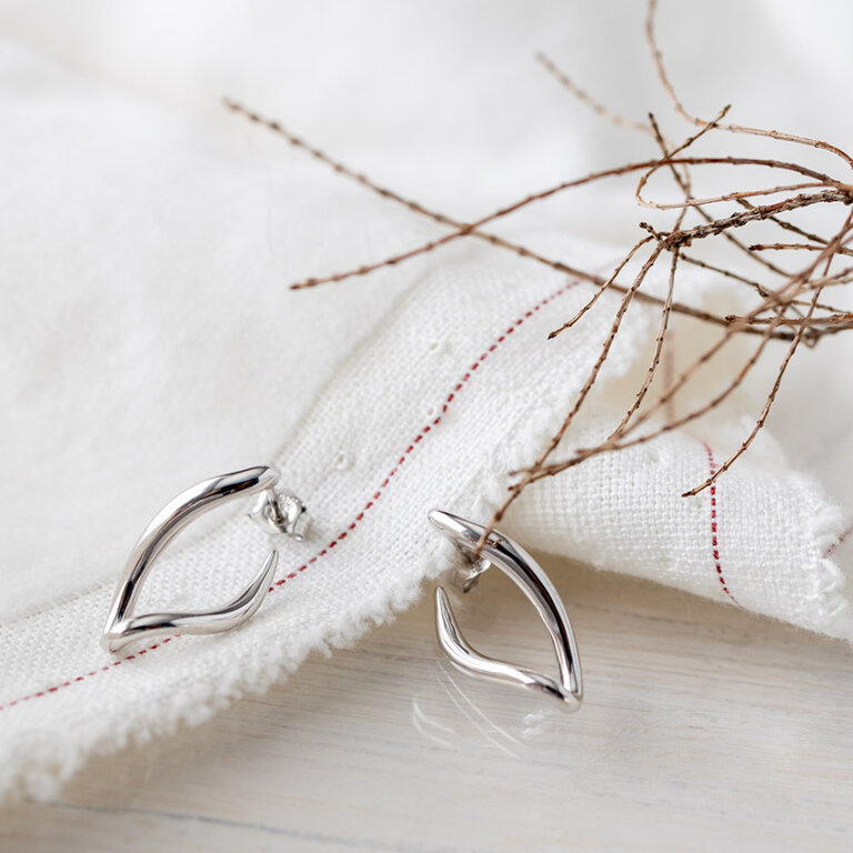 Kit Heath Entwine Twine Link Hoop Earrings