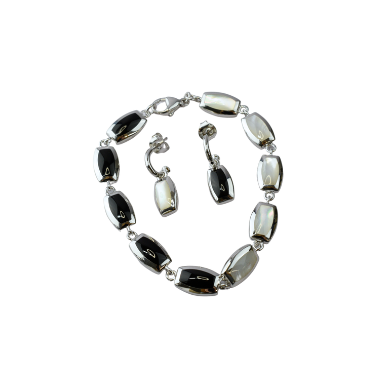 Reversible Section Bracelet with Mother-of-Pearl and Black Agate Stones