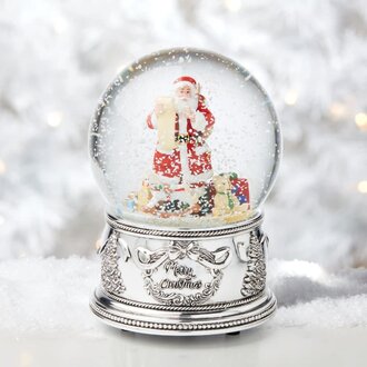 Expressions Jewelers Winter Traditions Santa Musical Snow Globe