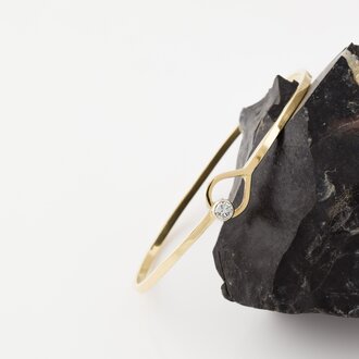 Expressions Jewelers Handmade Gold Hook & Loop Bracelet