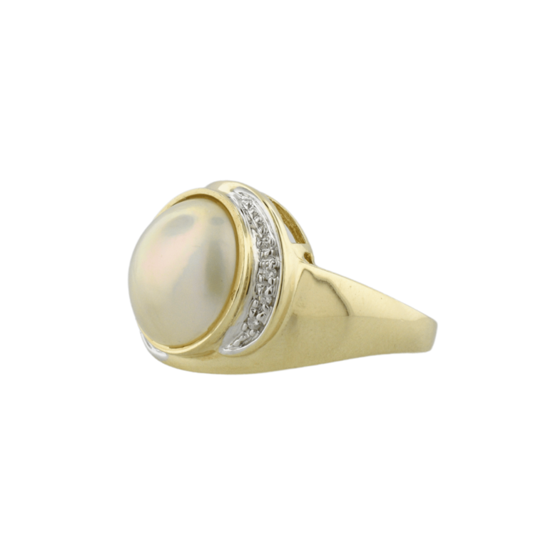 Estate Mabe White Pearl & Diamond Ring