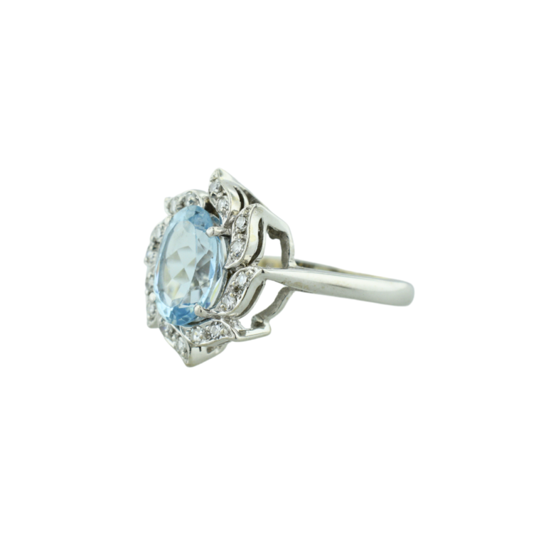 Estate Aquamarine & Diamond Ring