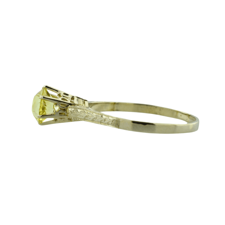 Estate 14K Yellowish-Green Stone Ring