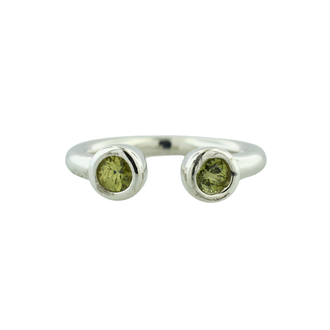 Expressions Jewelers Silver Green Sapphire Ring