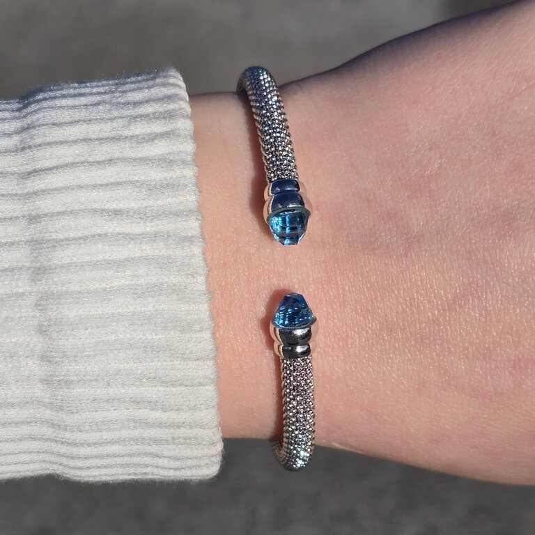 Expressions Jewelers Silver Mesh Bangle with Blue Crystals