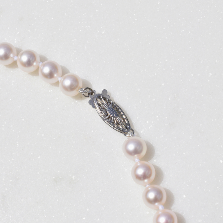 Expressions Jewelers Akoya Pearl Necklace 18"