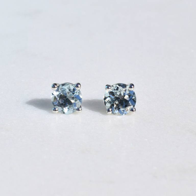 Expressions Jewelers 14K Aquamarine Studs