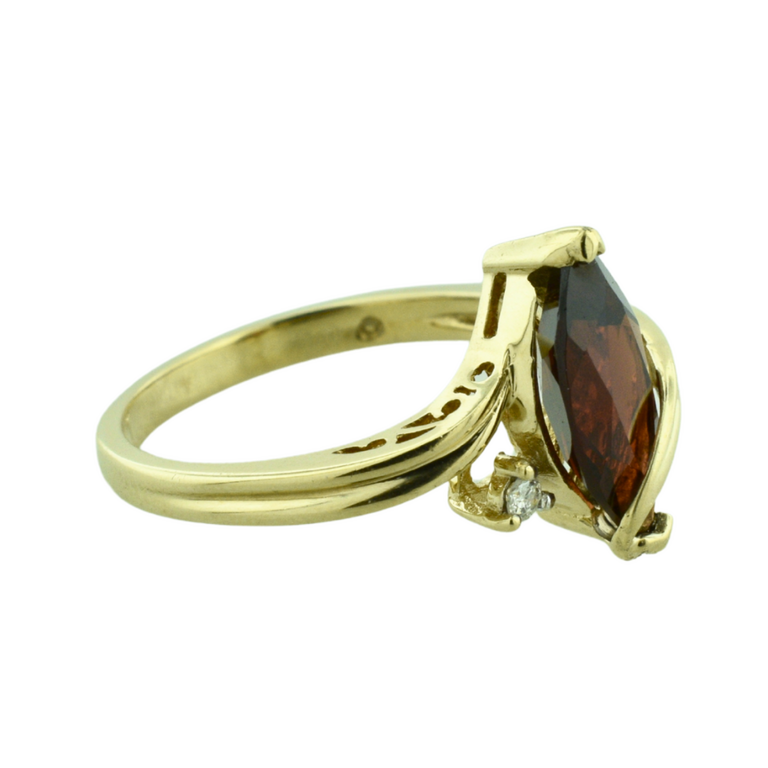 Estate Collection Estate 10K Yellow Gold Marquise Garnet Ring