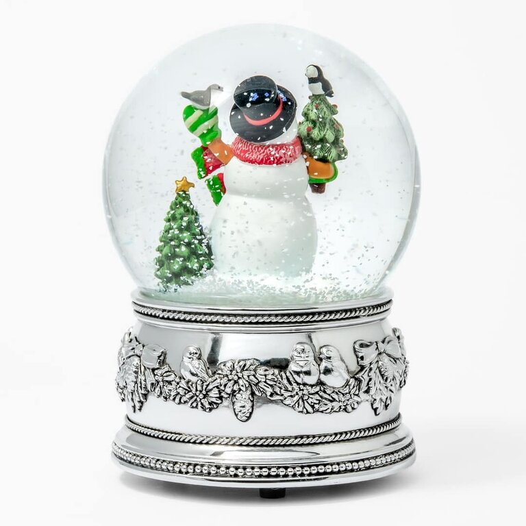 Expressions Jewelers Snowman Musical Snow Globe