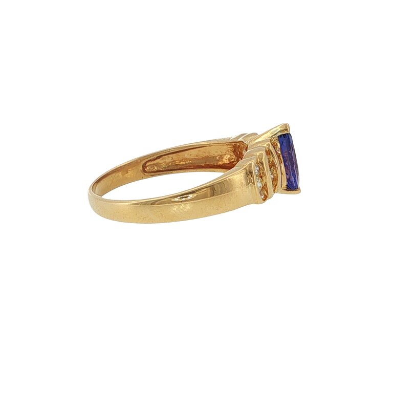 Estate Collection Estate 18K Yellow Gold Tanzanite and Diamond Ring