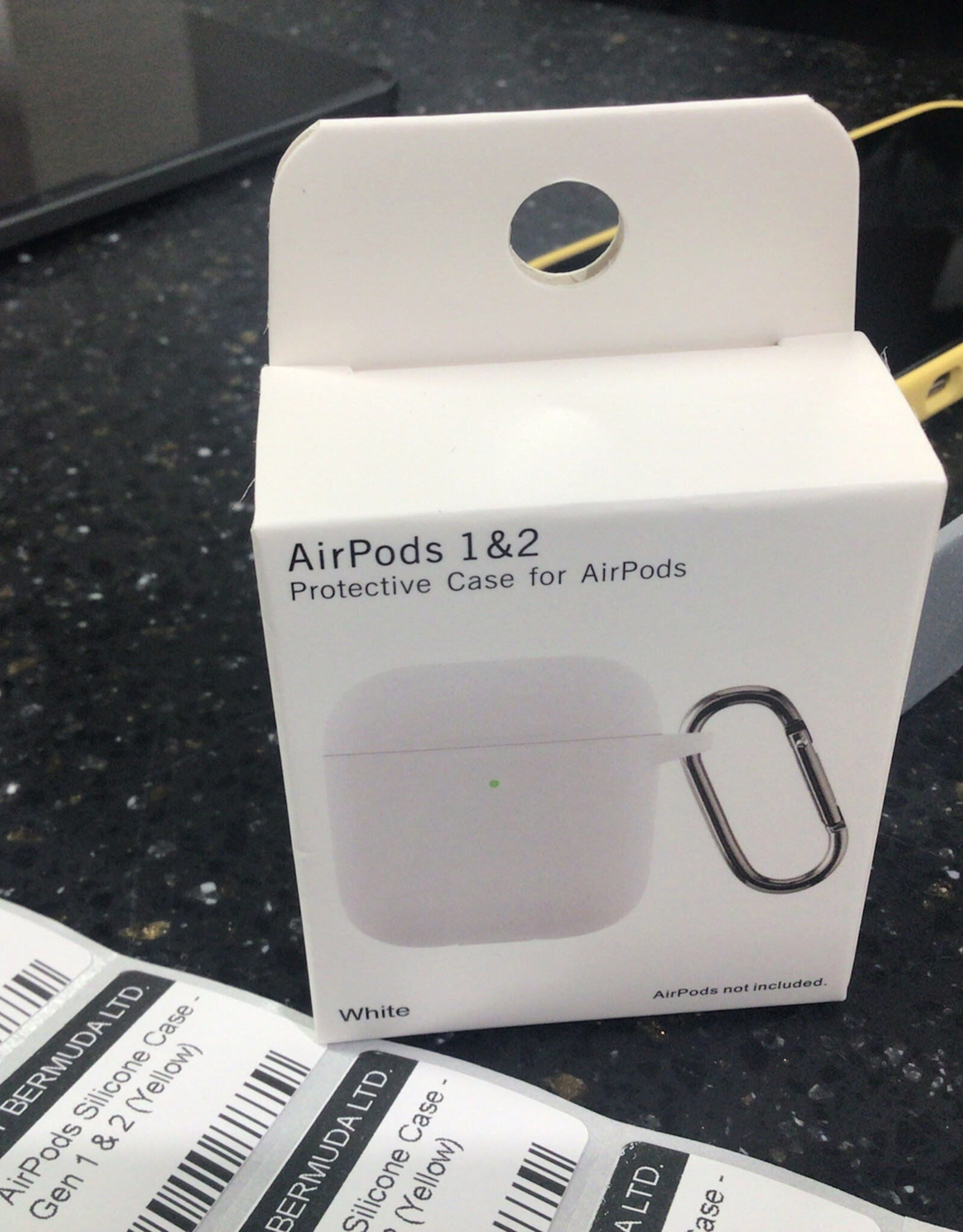 AirPods Silicone  Case - Gen 1 & 2 (White)