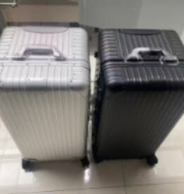 31inch Aluminium suitcase Black