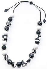 B/W ADINA NECKLACE