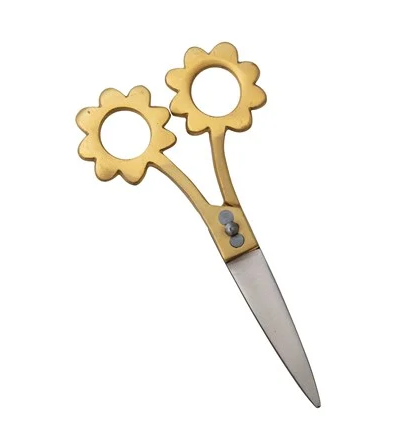 https://cdn.shoplightspeed.com/shops/635627/files/42425956/metal-scissors-with-flower-shaped-handles.jpg