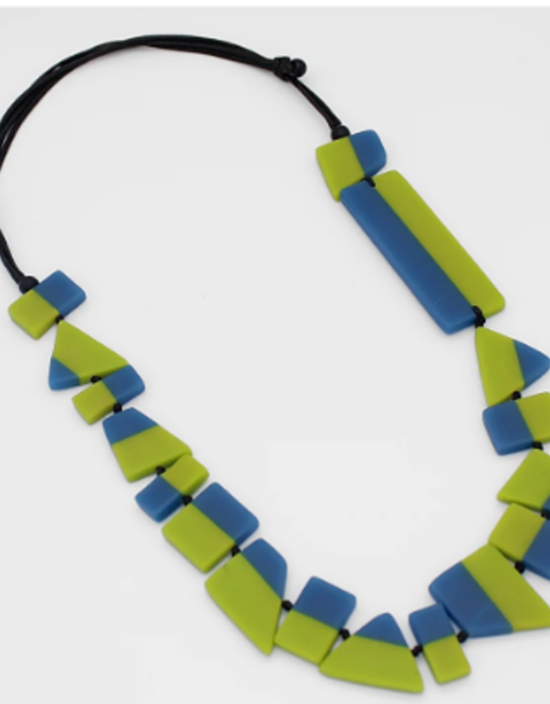 LIME BRIA ARTISTIC NECKLACE