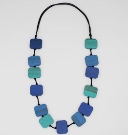 BLUE SHELBY WOOD NECKLACE