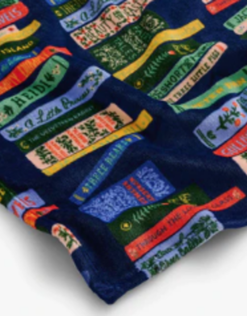 BOOKSHELF FLEECE BLANKET