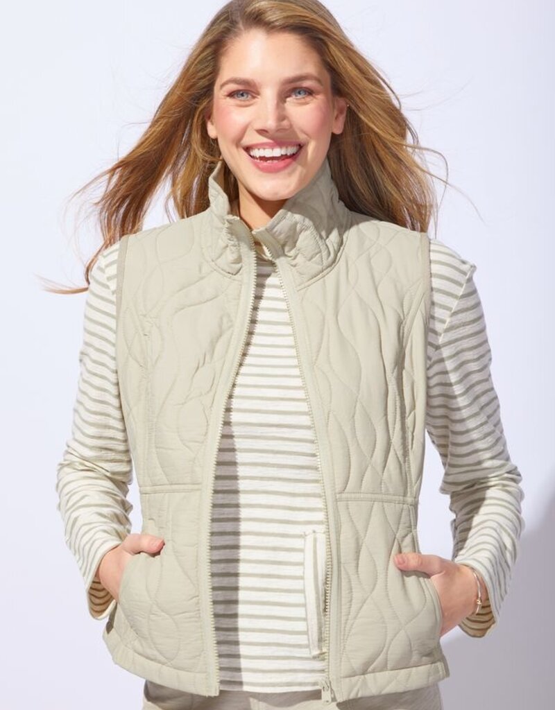 ESCAPE BY HABITAT WAVE QUILT SUMMIT VEST