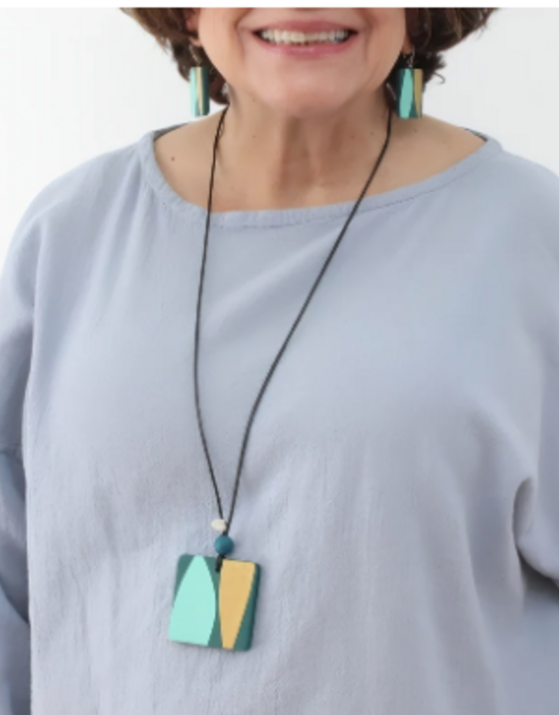 THE CAPRI COAST STATMENT NECKLACE