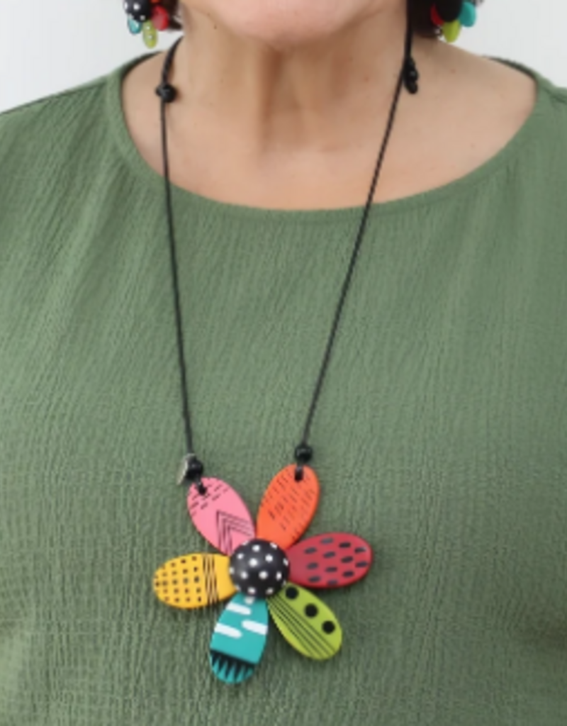 VIBRANT GARDEN FLOWERS PENDANT NECKLACE