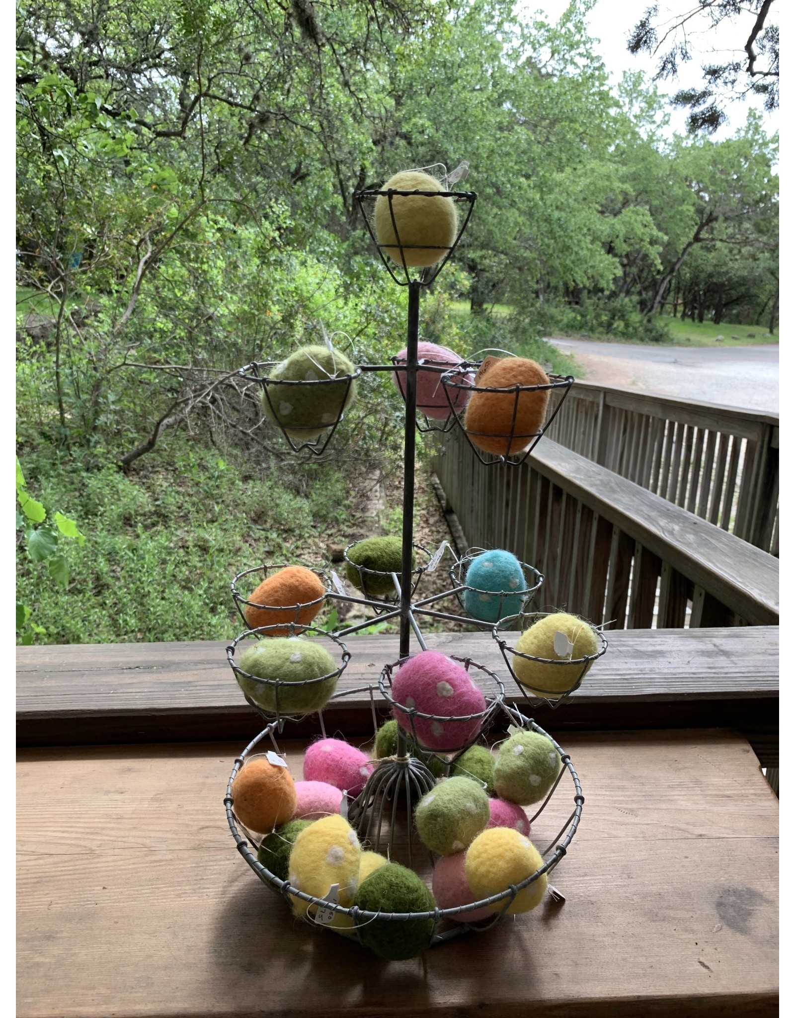 Wire Egg Stand. Local pick up only