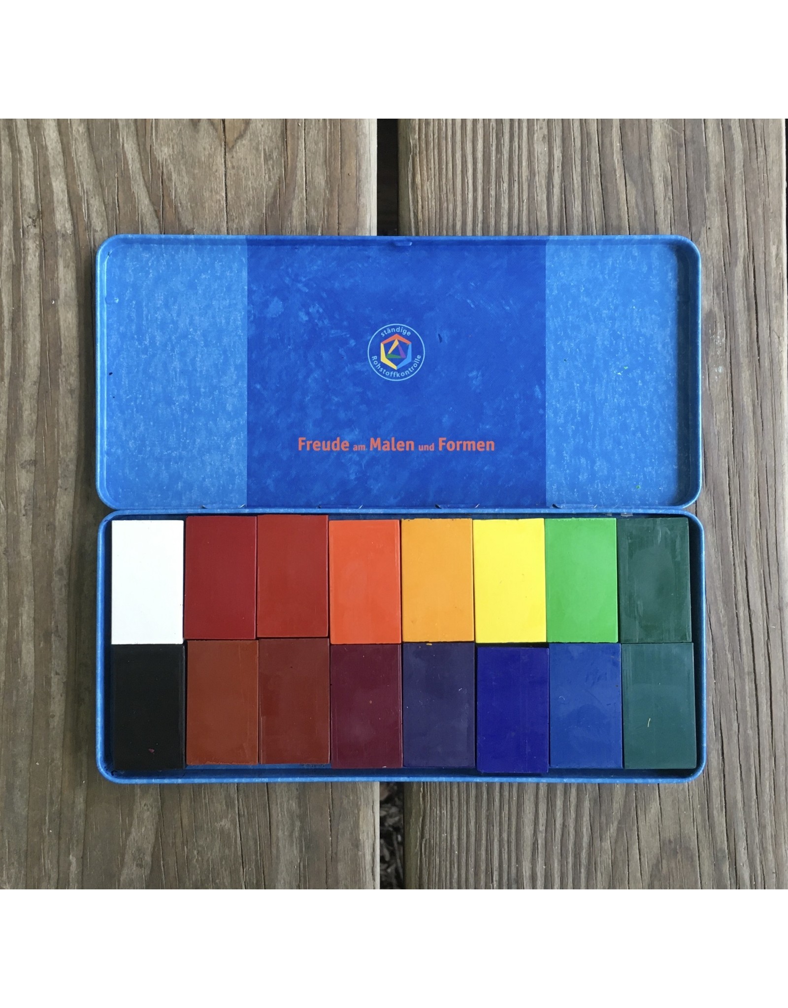Crayon Block Set in TIN 16 assorted