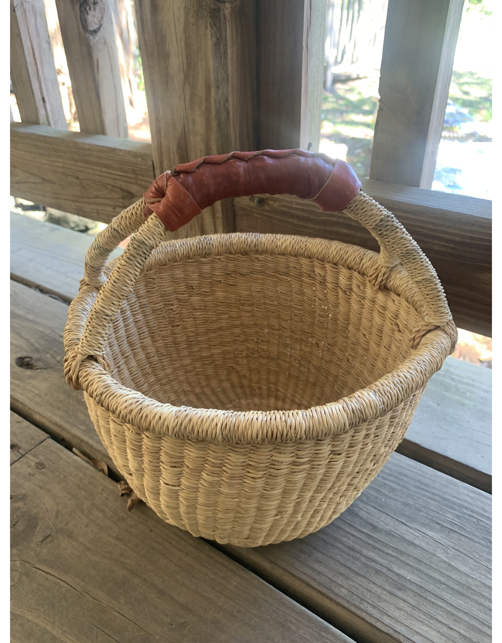 Small Bolga Basket Natural 9in - 11in