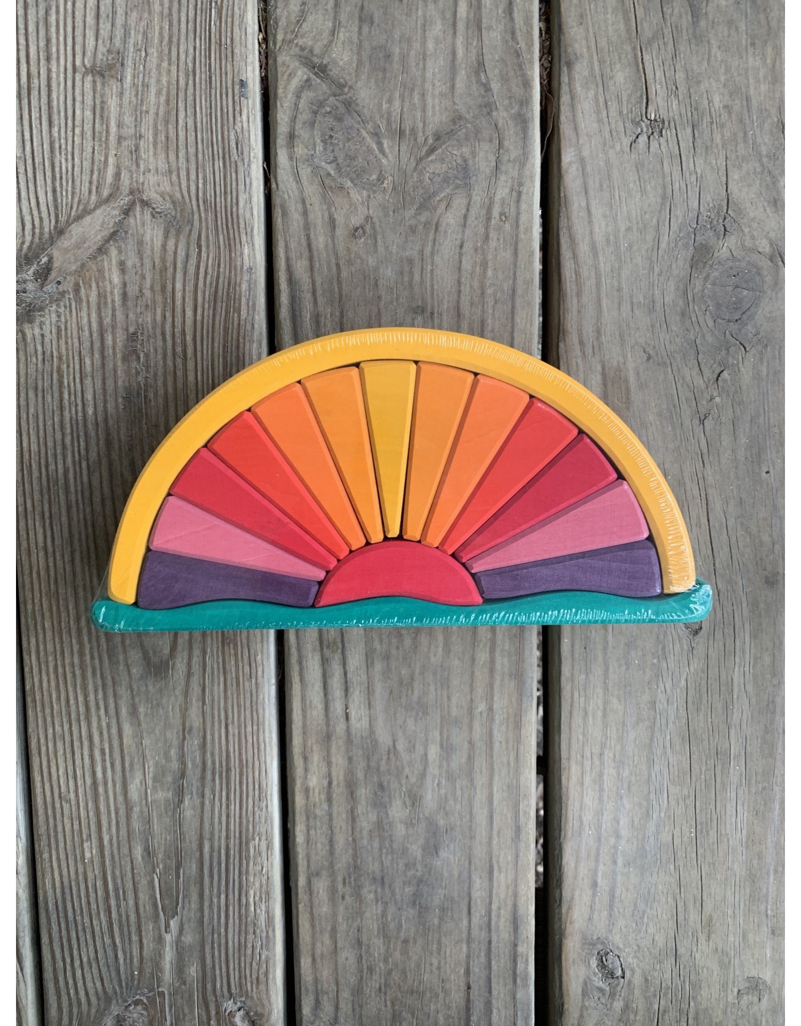 Sale! Sunray Arch, Yellow - Gluckskafer. Reg price: $65