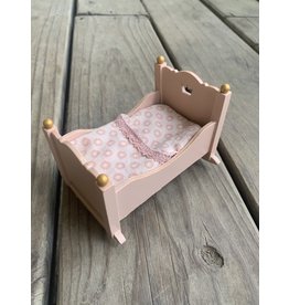 Cradle, Baby Mouse - Rose