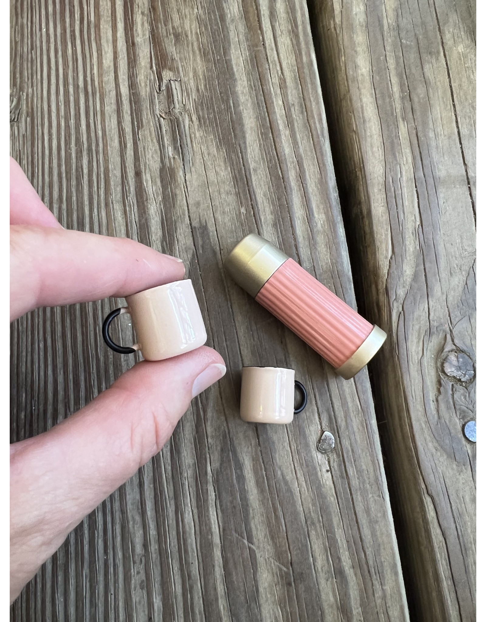 Soft Coral Thermos and Cups - Maileg