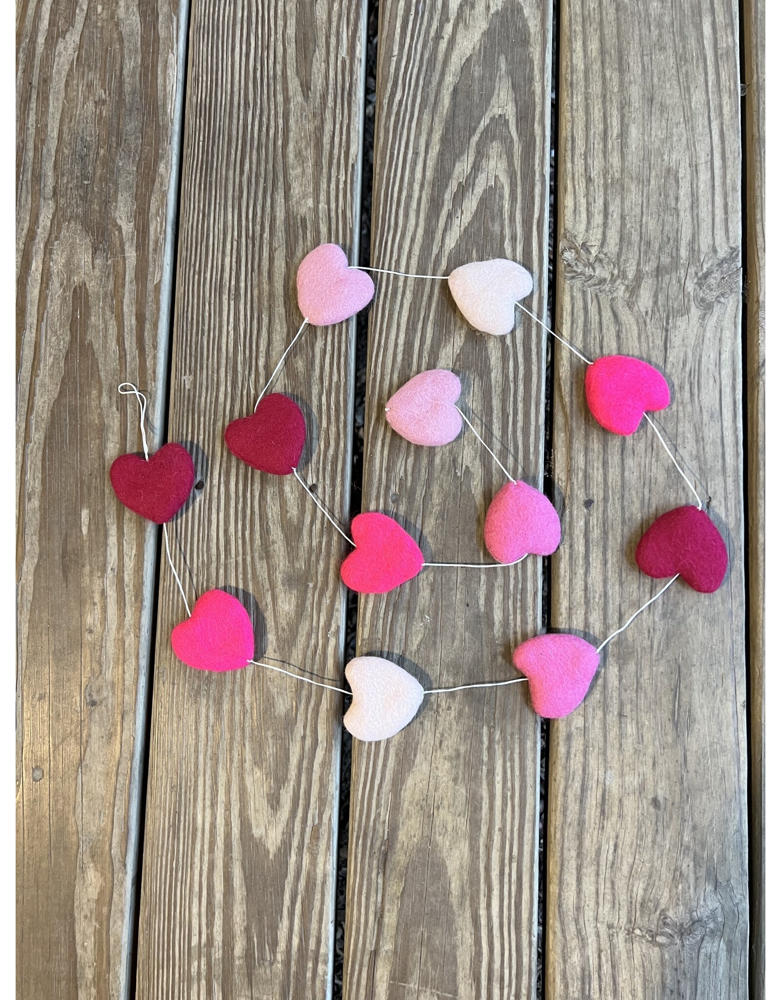 Felt Heart Garland - Pink Hearts