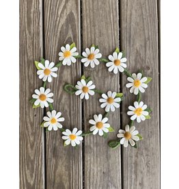 Felt Daisy Garland White - 54 in long