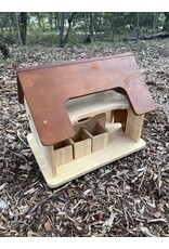 SALE! Horse Stable. Barn. Local pick up only. Reg price: $100