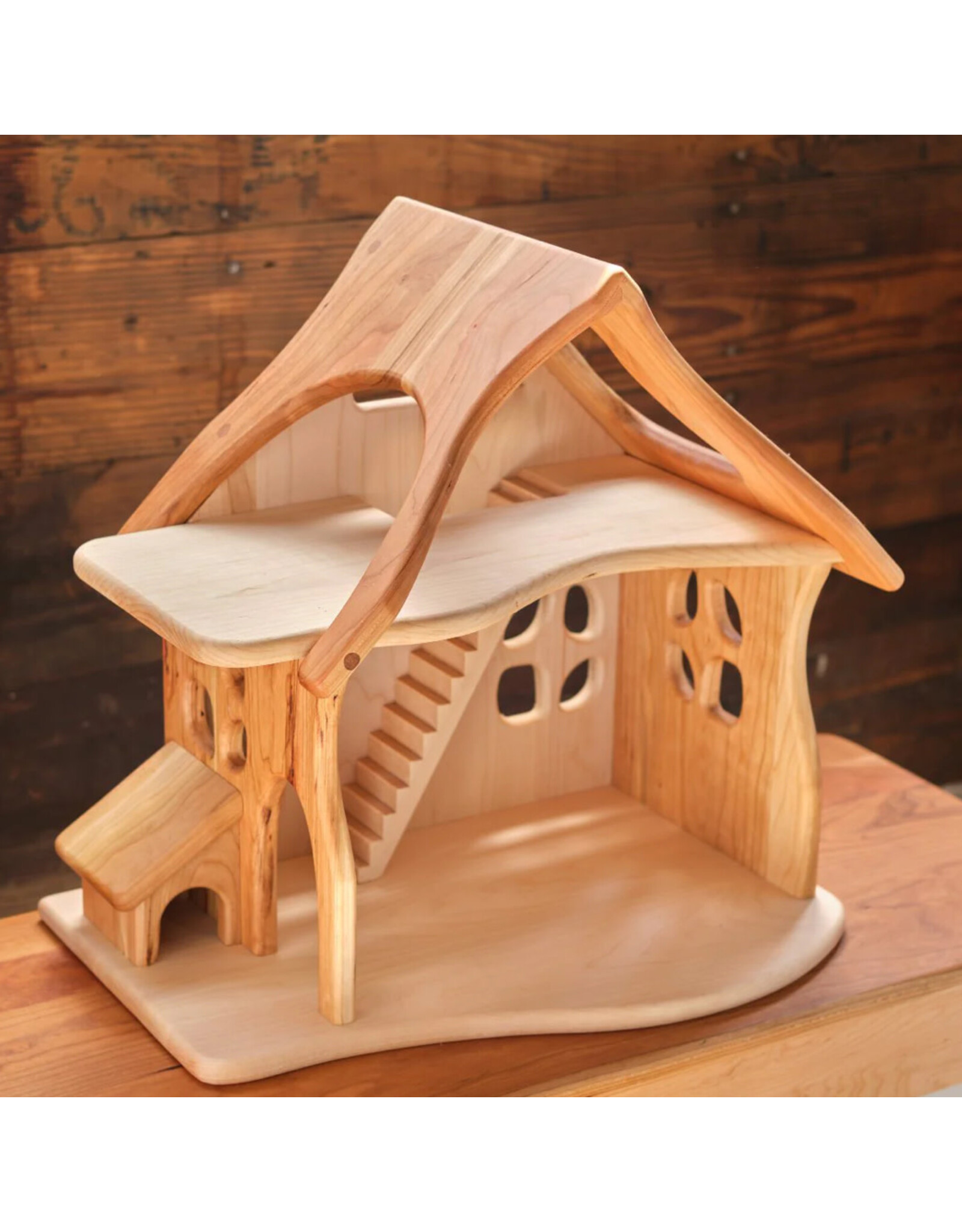 Fairy Country Cottage Dollhouse. U.S. Made. Local Pick Up Only