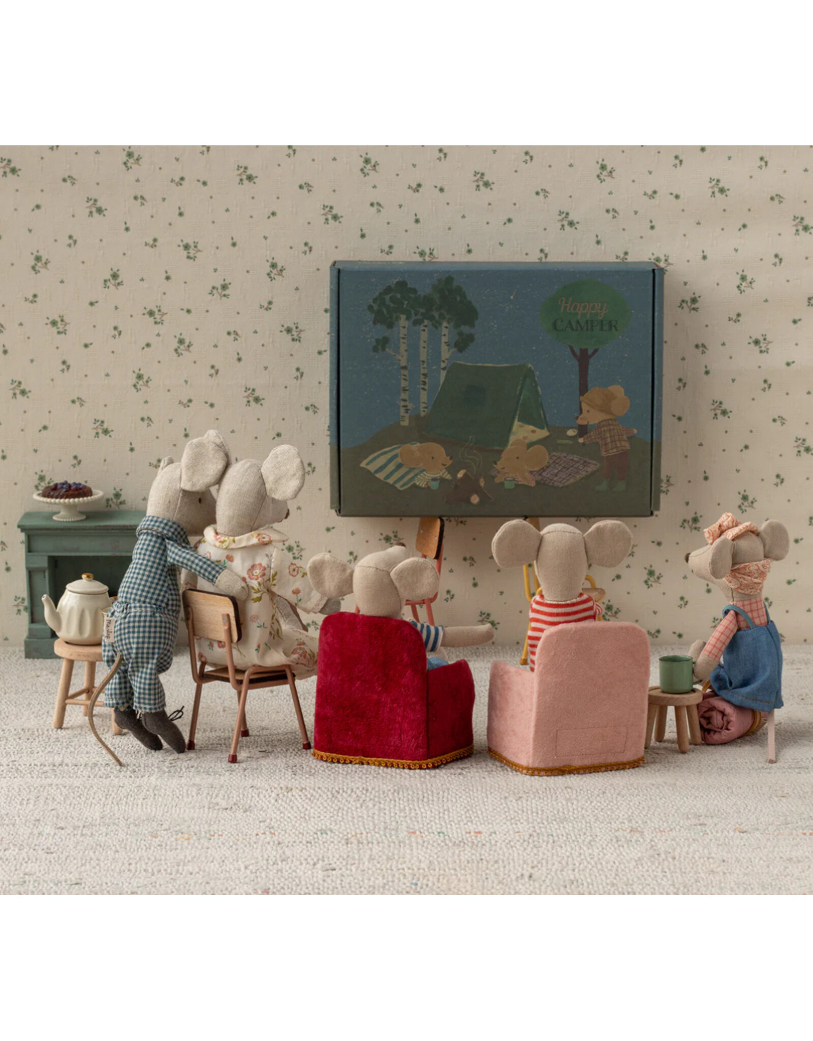 Folding Chair, Rose Velvet. Maileg