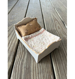 Mouse Bed, Off White. Maileg