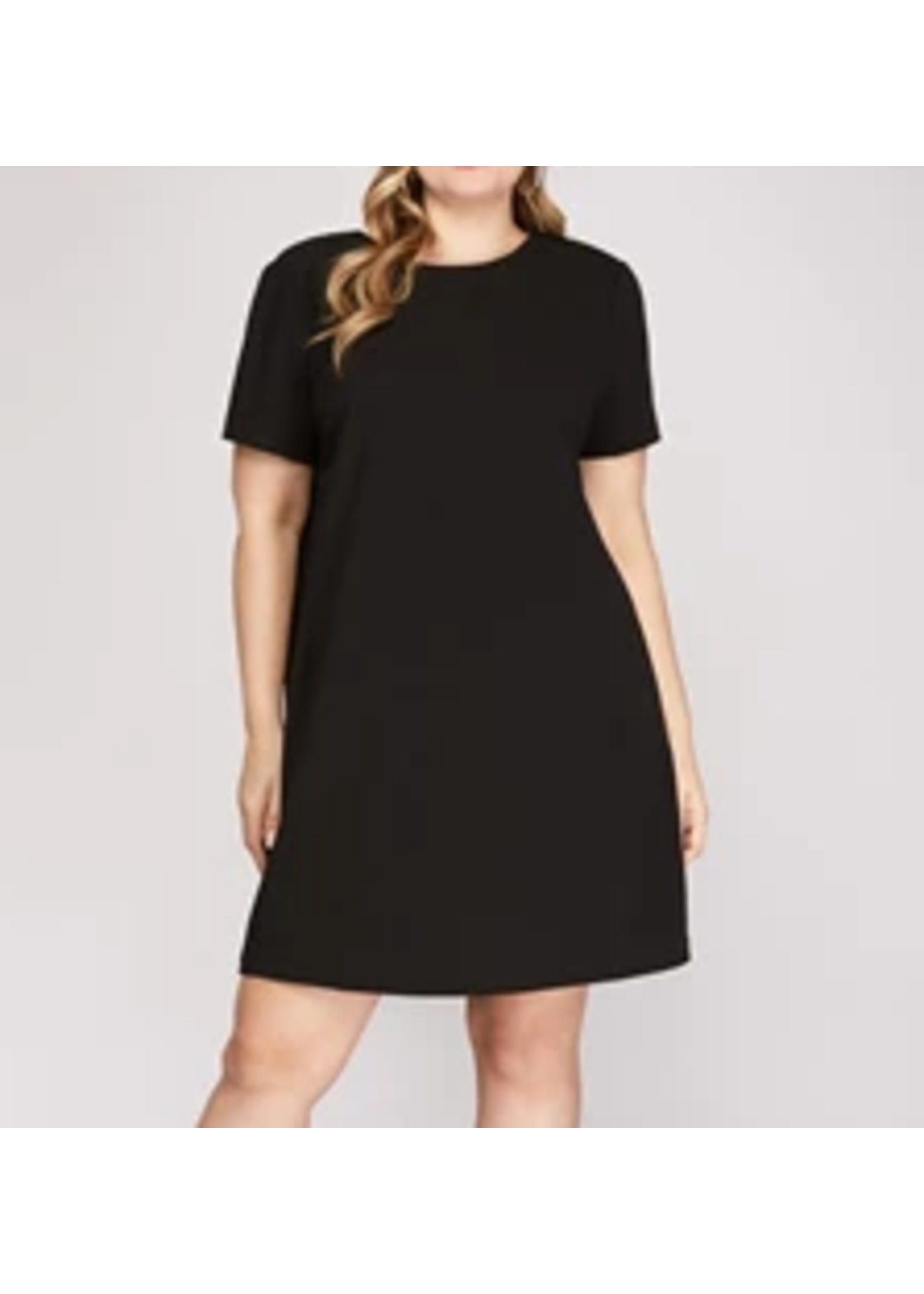 EDED54D -PLUS SIZE SHORT SLEEVE SHIFT DRESS