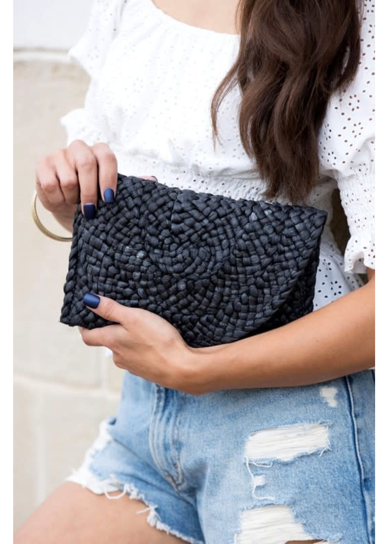 ACCFS  - FOLD OVER STRAW CLUTCH