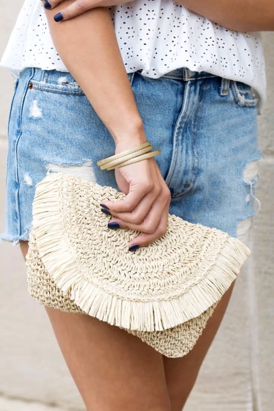 ACCS01 - Frayed Fold-over Straw Clutch
