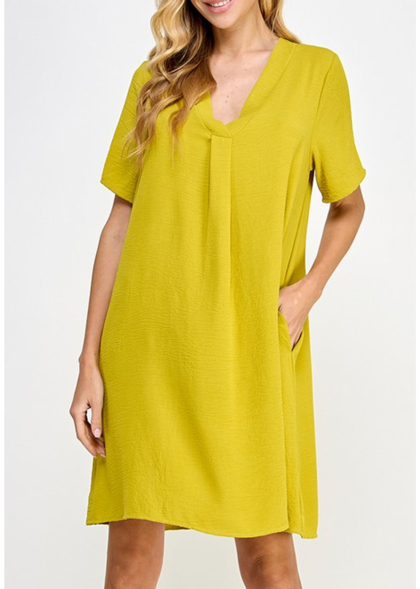 2HD3917 - SOLIVE VNECK SHIFT DRESS W CROSSOVER NECKLINE