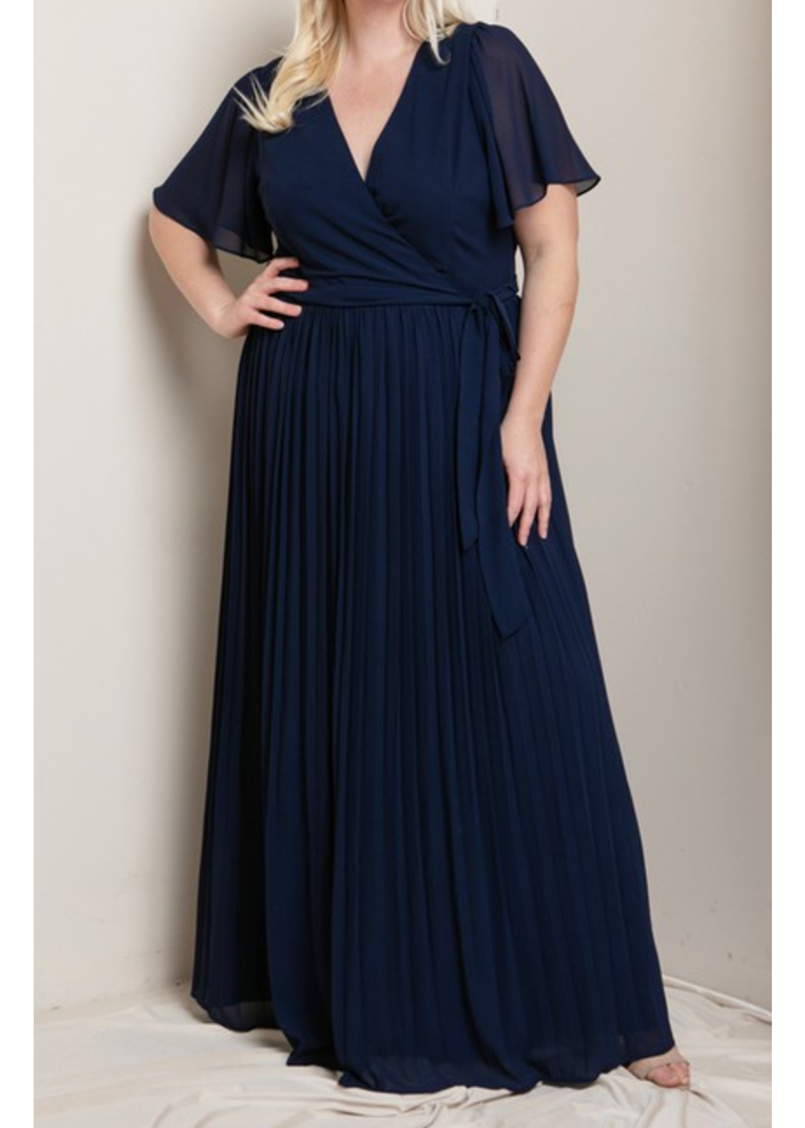 SBPM40221 - PLUS SIZE PLEATED GOWN