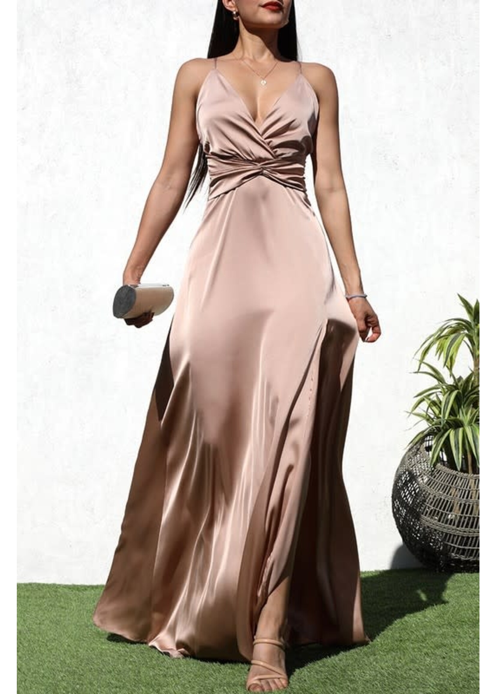 DDDD2184 - TWSTED SATIN EVENING GOWN