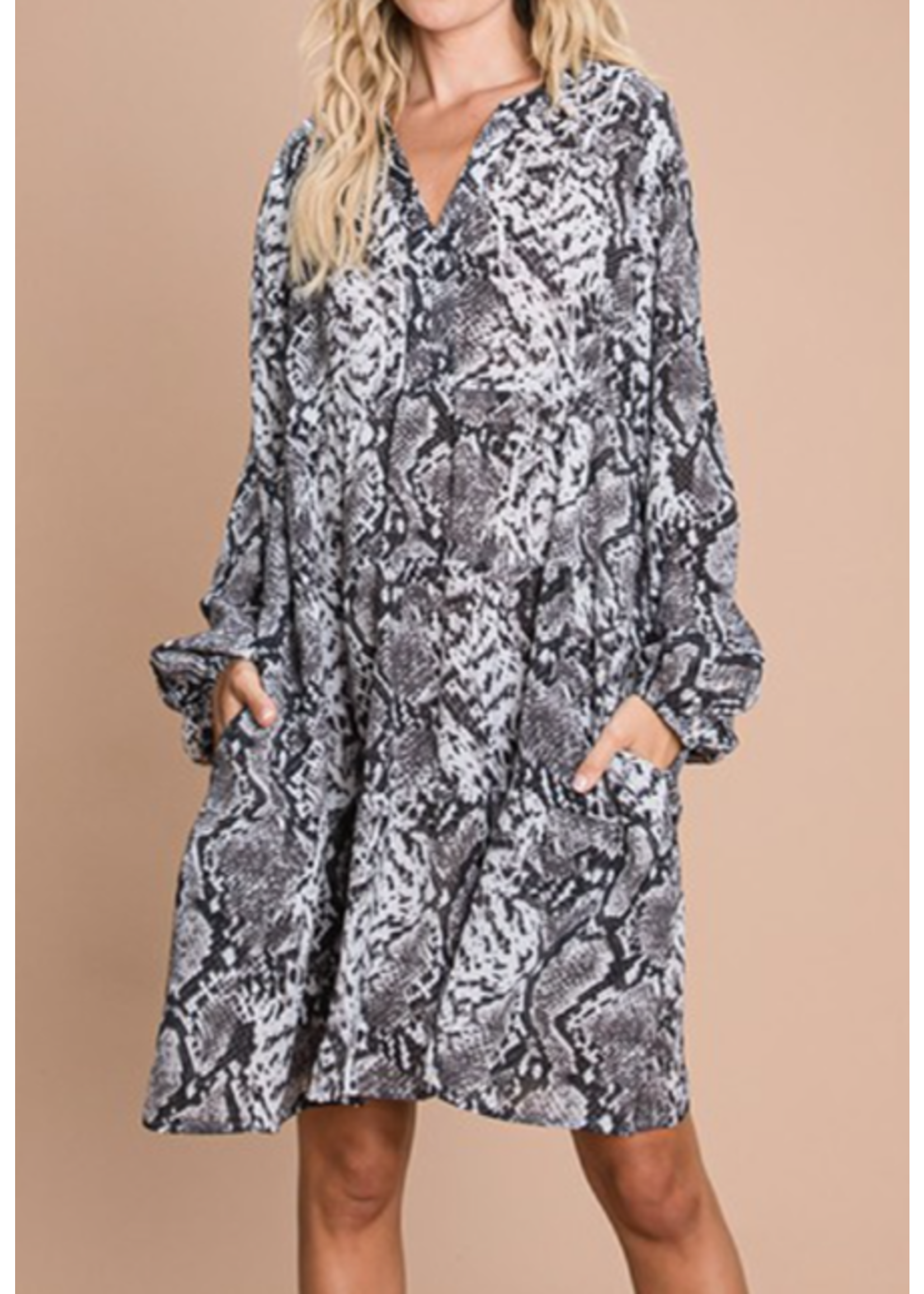 CB10042 -  PLUS ABSTRACT SLEEVED DRESS