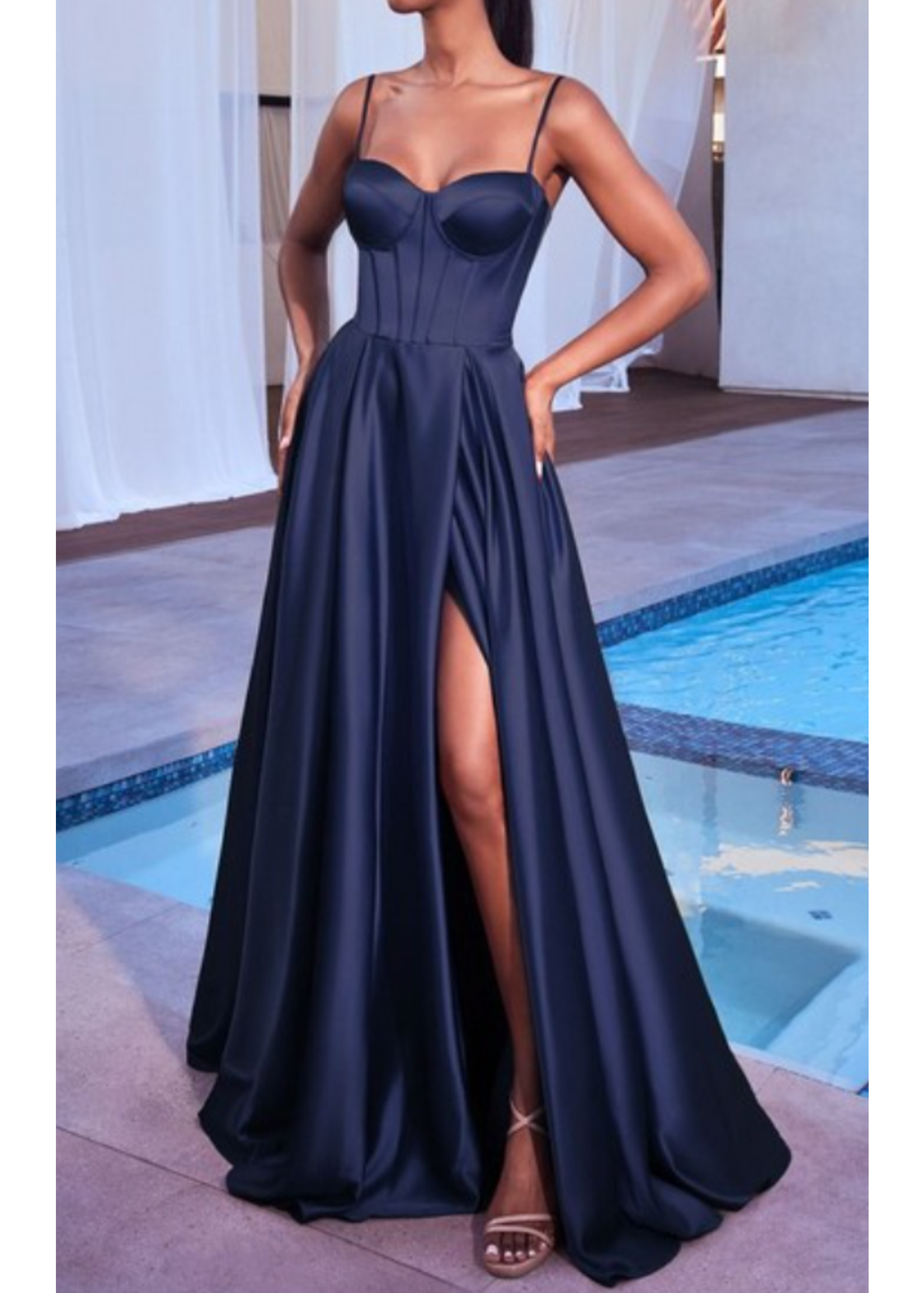 CDCD337 - EVENING GOWN / EXPOSED CORSET BALLGOWN