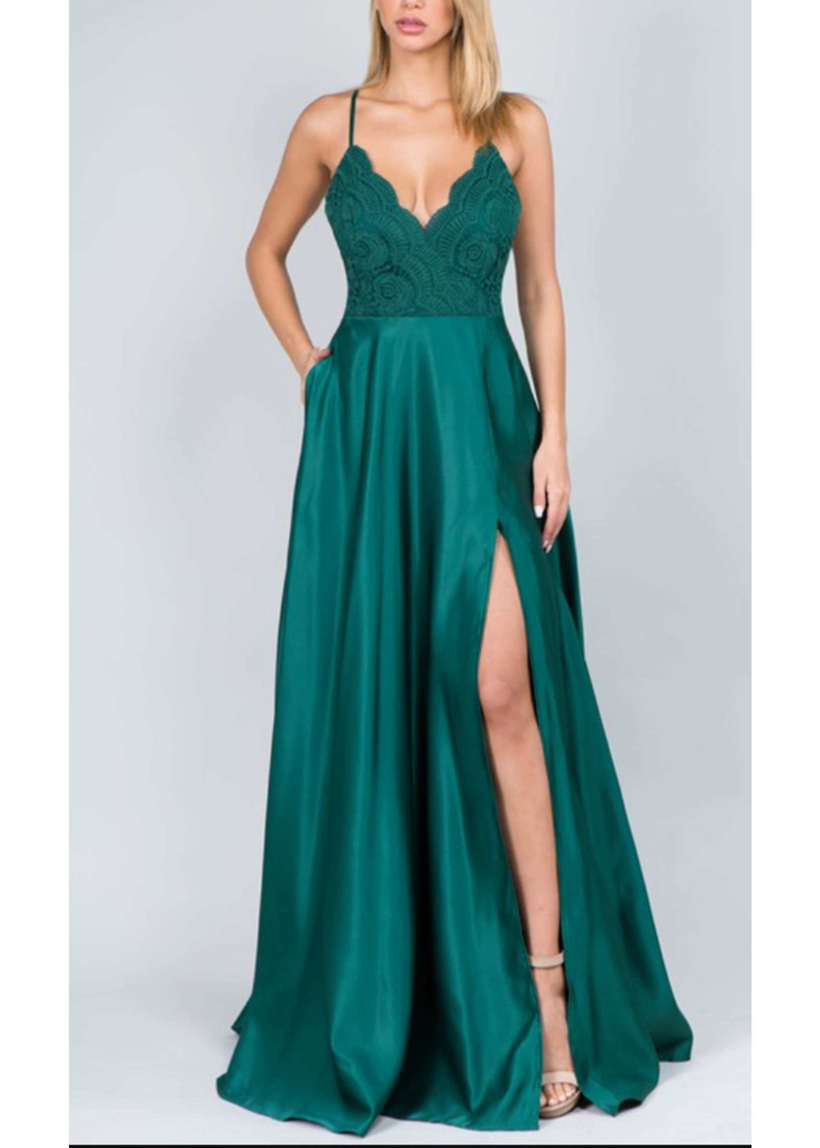 MUMF2129 -TAFFETA BALLGOWN
